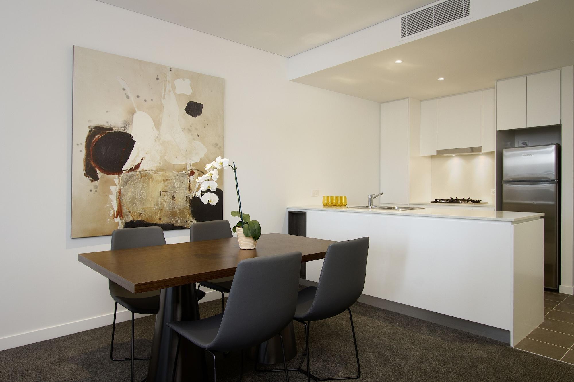Silkari Suites At Chatswood Sydney Exterior photo